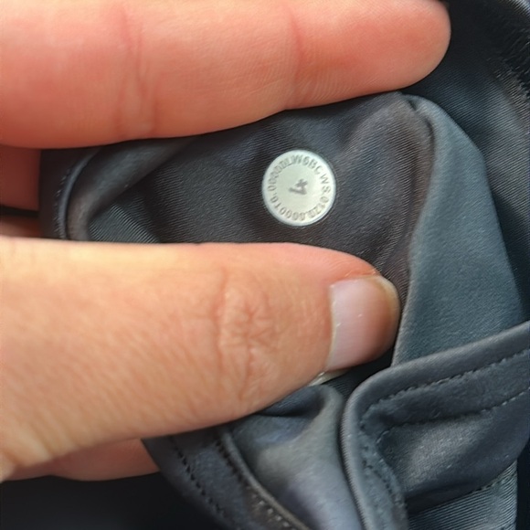 Lululemon Fast and Free Crop II 19" *Non-Reflective Incognito Camo Multi Grey - Picture 4 of 5